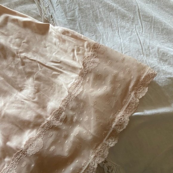 Vintage Blush Slip Dress - Picture 4 of 4